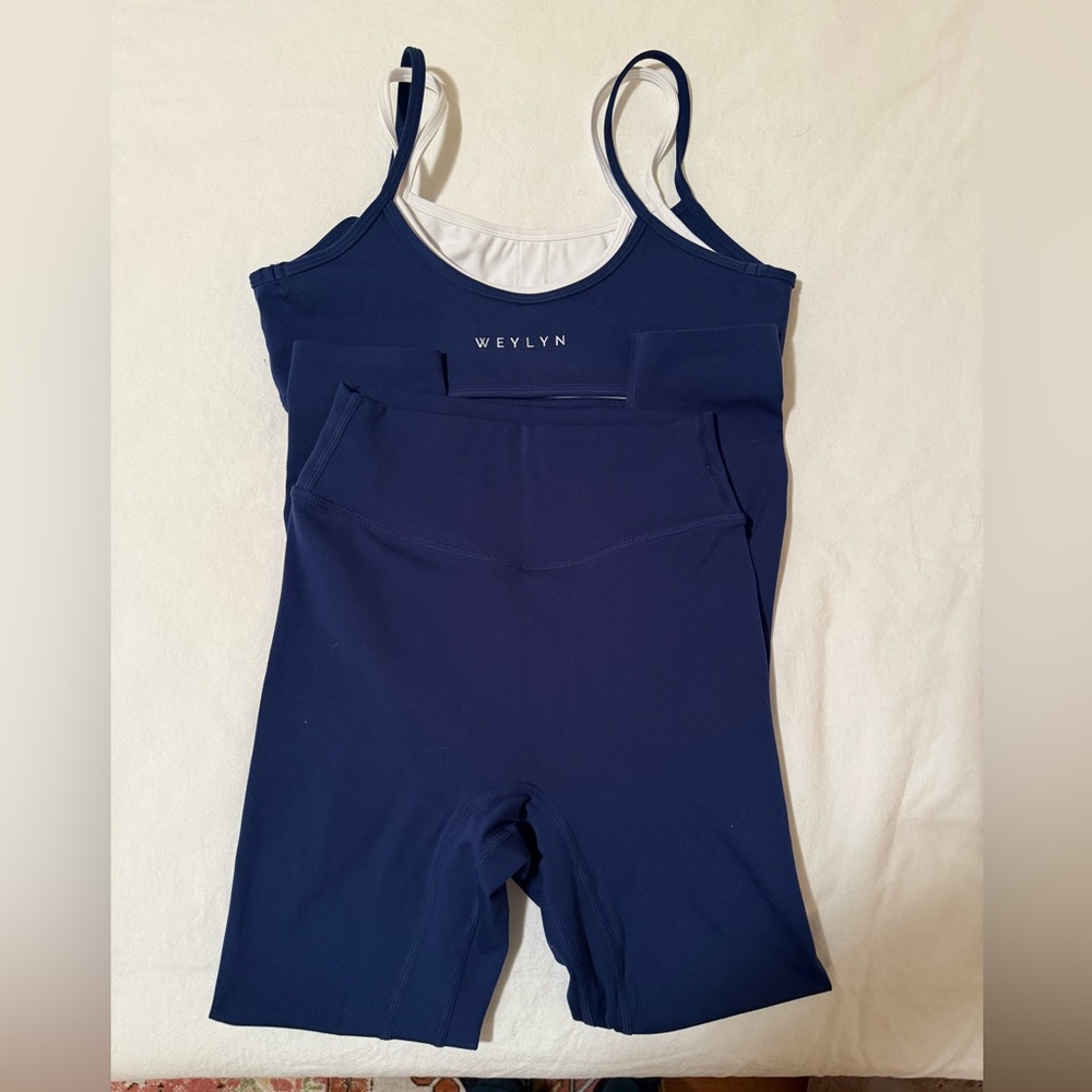 Weylyn Doubled Up Sports Bra and Favorite Leggings Set M/S Navy Blue - Picture 5 of 9